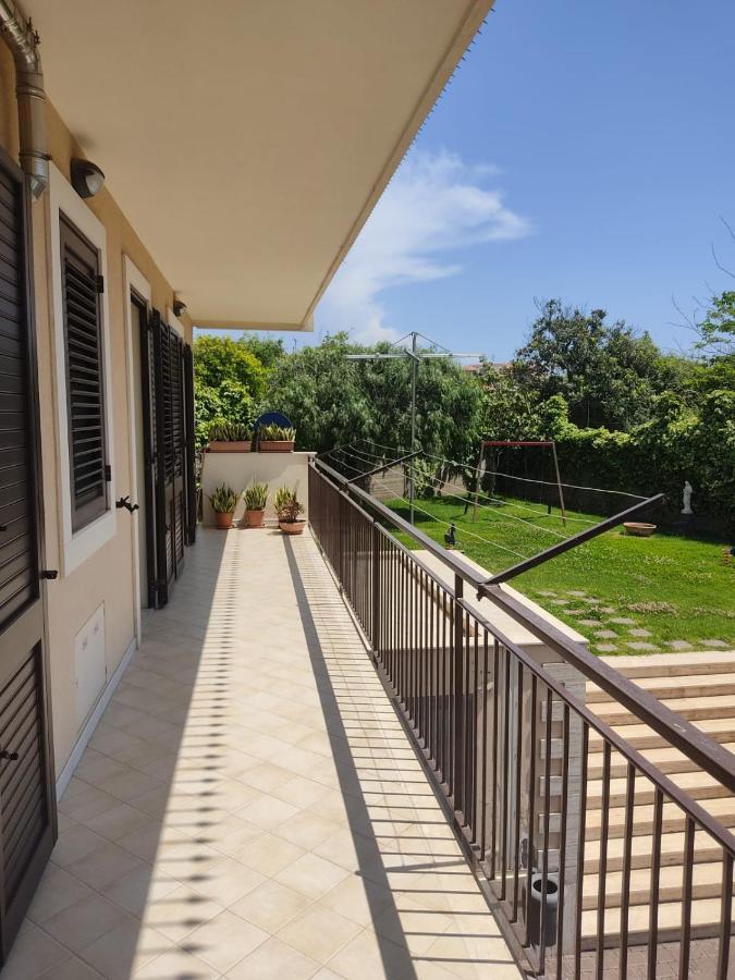 Casa Vacanza - Sole e Azzurro - Fiumefreddo di Sicilia Esterno foto